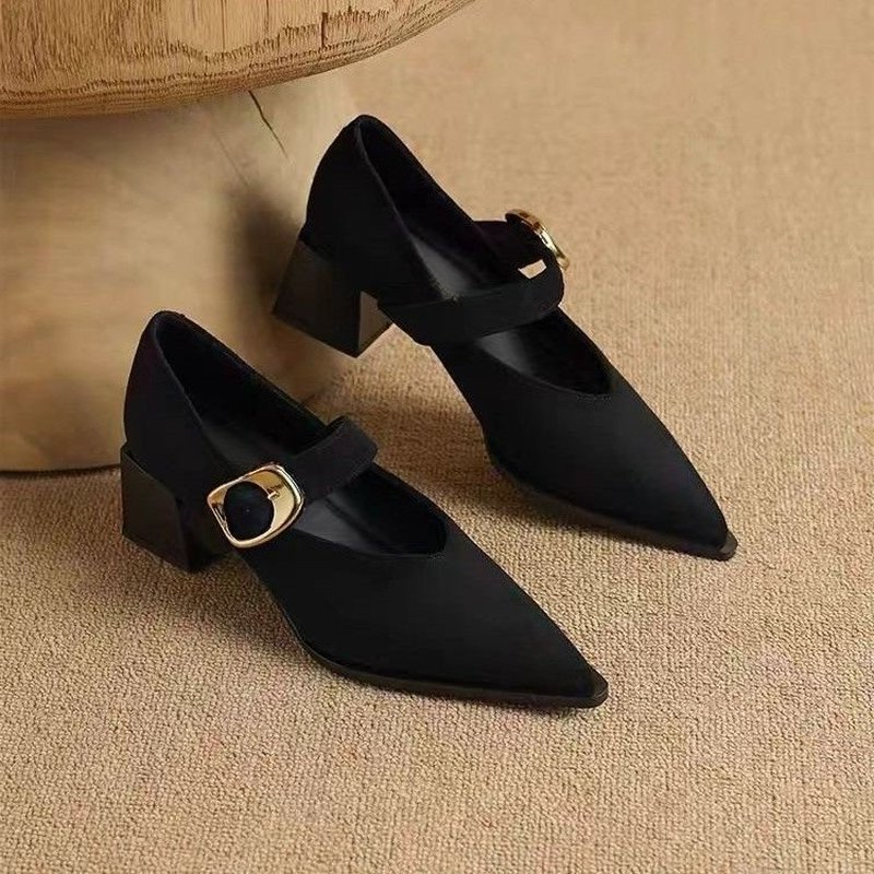 Women Vintage Mary Jane Block  - огляд і ціна Vintage Fashion Online